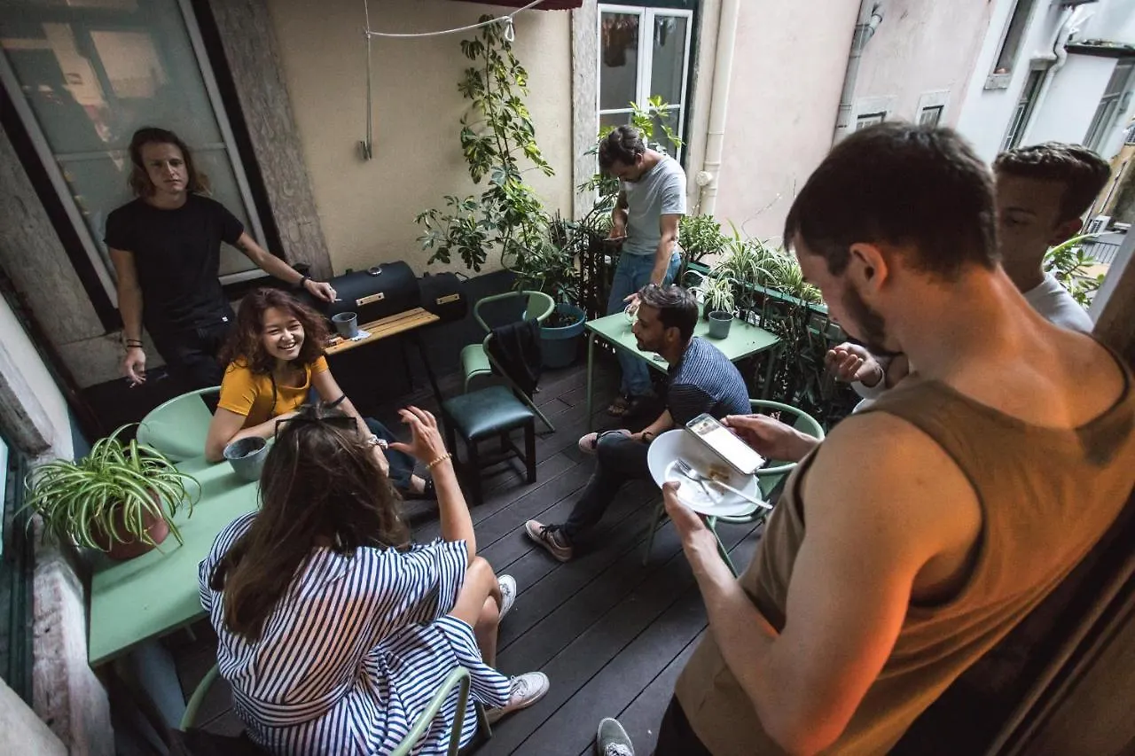 Home Lisbon Hostel